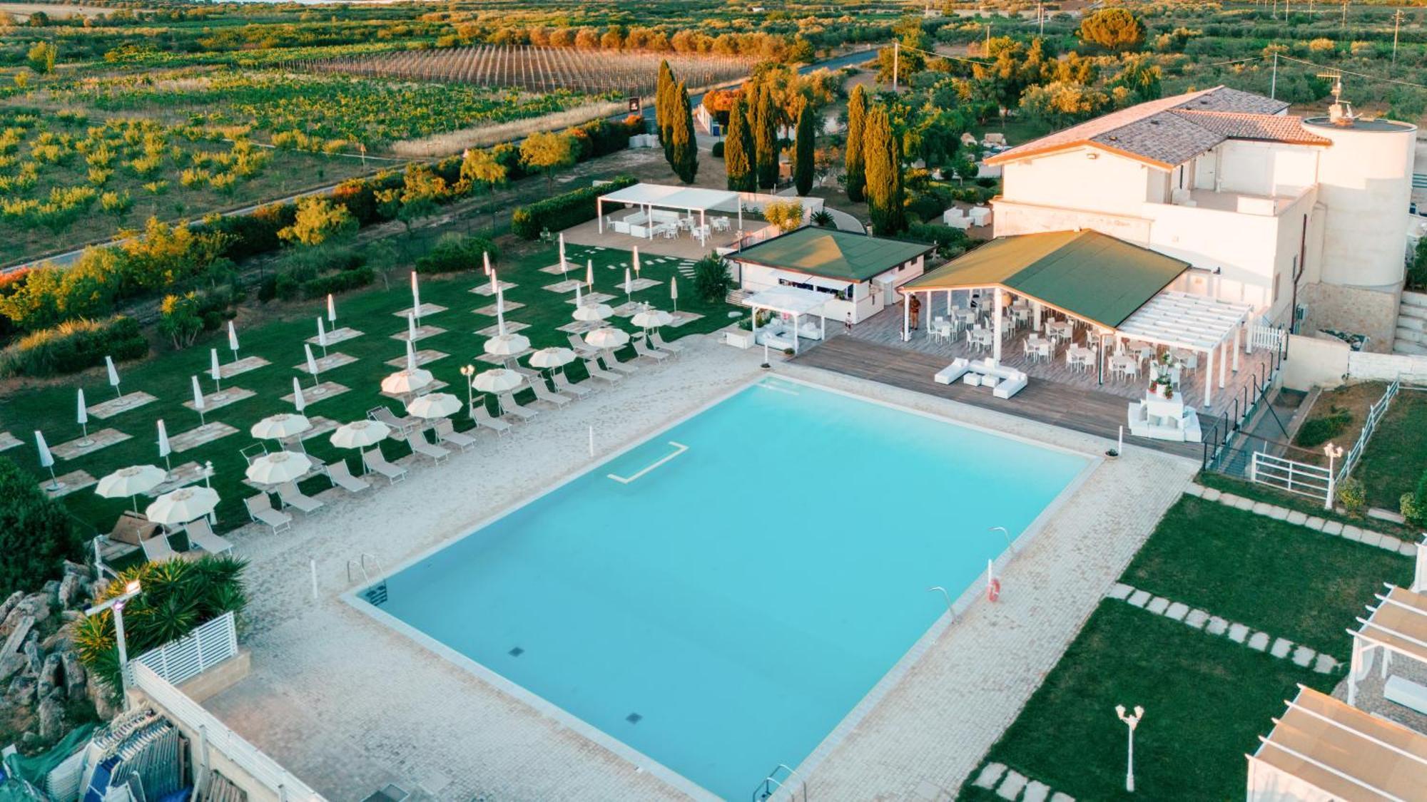 Zyra Garden Club Bed and Breakfast Acquaviva delle Fonti Εξωτερικό φωτογραφία
