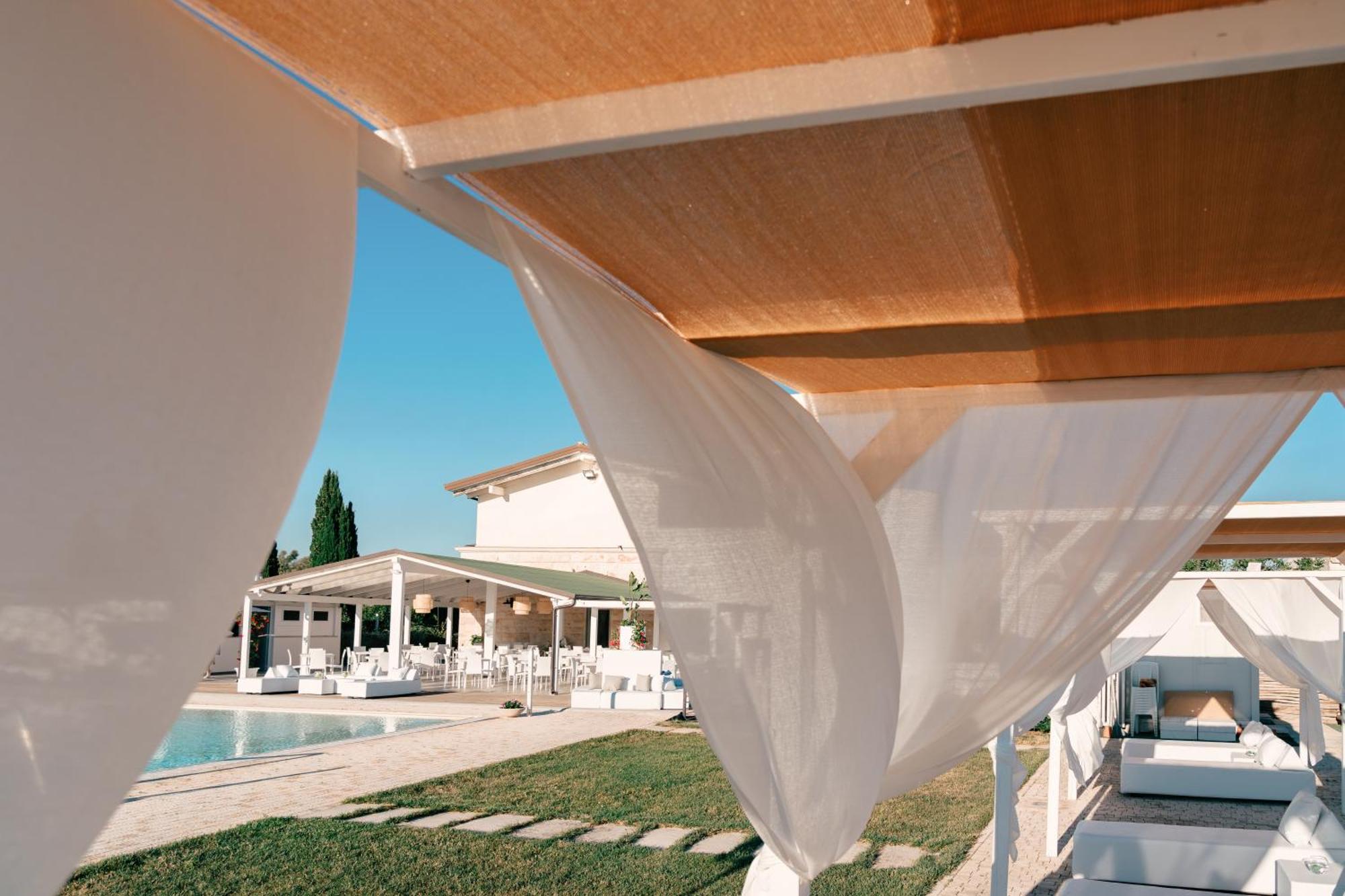 Zyra Garden Club Bed and Breakfast Acquaviva delle Fonti Εξωτερικό φωτογραφία