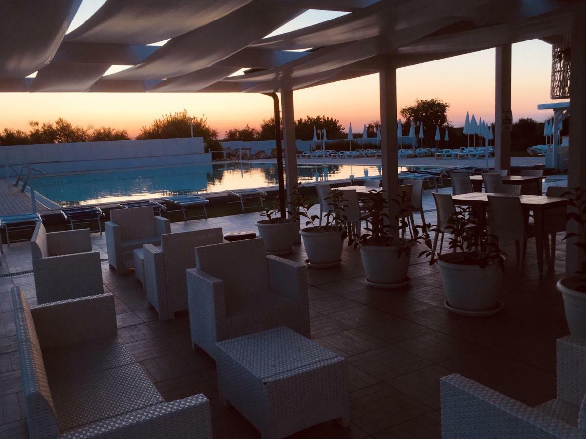 Zyra Garden Club Bed and Breakfast Acquaviva delle Fonti Εξωτερικό φωτογραφία